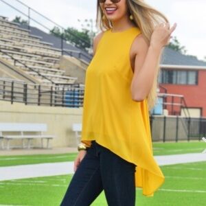 💛 Aryeh Mustard Yellow High-Low Sleeveless Tunic Top – Size Small